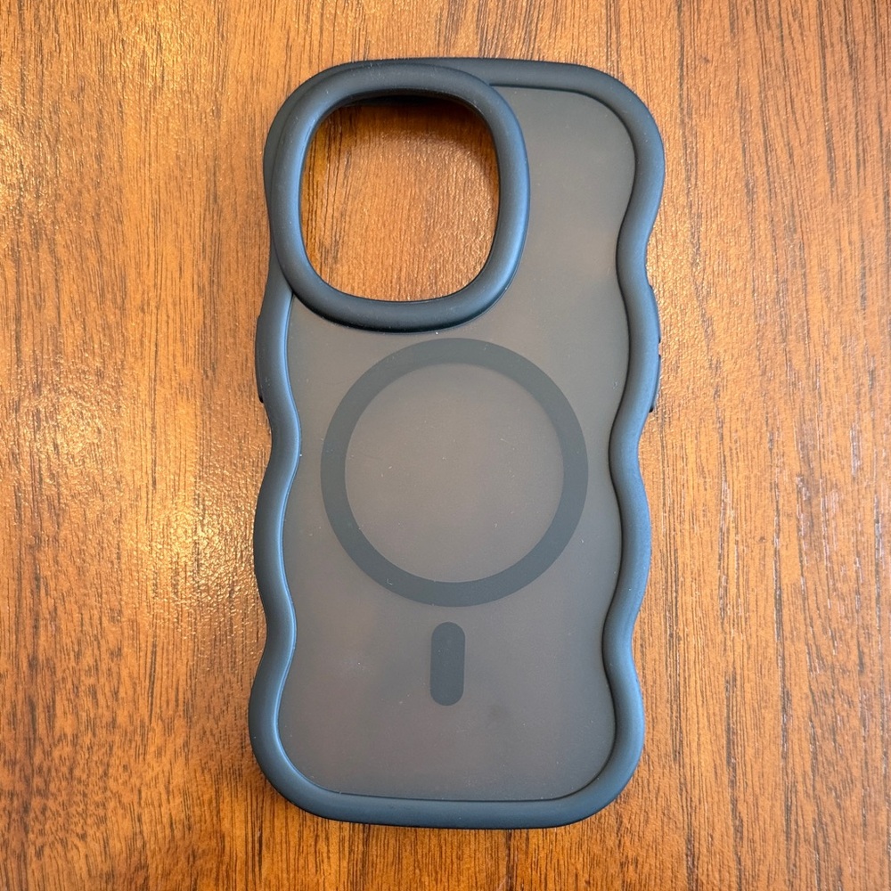 Black iPhone 14 Pro Case